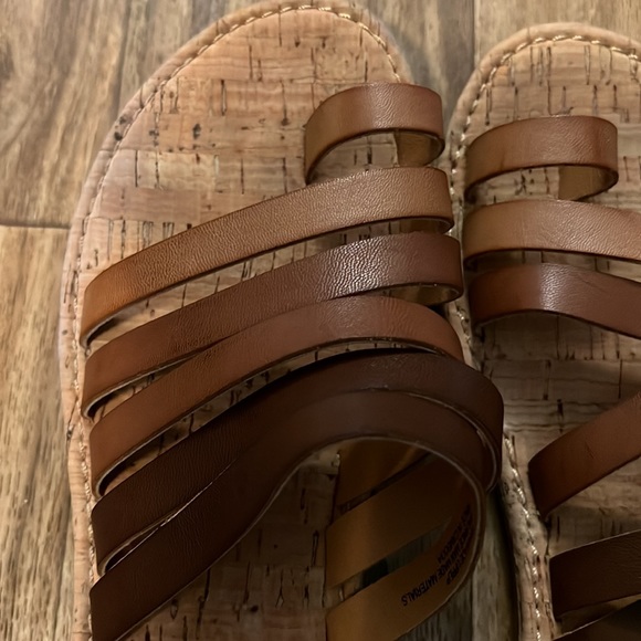Korks Sandals - Picture 3 of 5